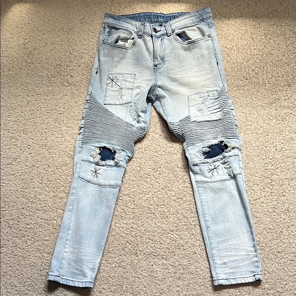Rue21 Light Blue Distressed Men's Jeans